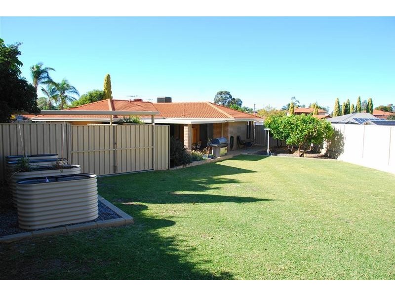 7 Downer Way, Bull Creek WA 6149