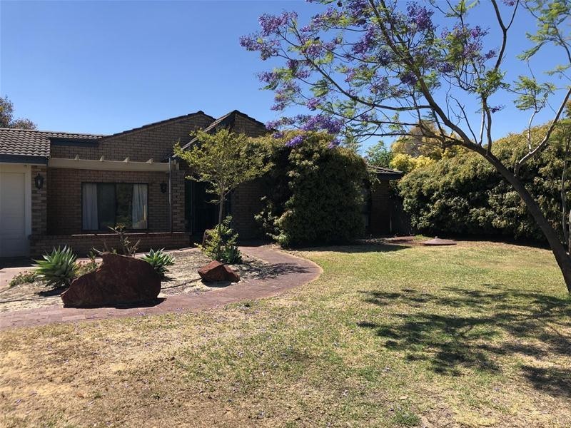 60 Gracechurch Crescent, Leeming WA 6149
