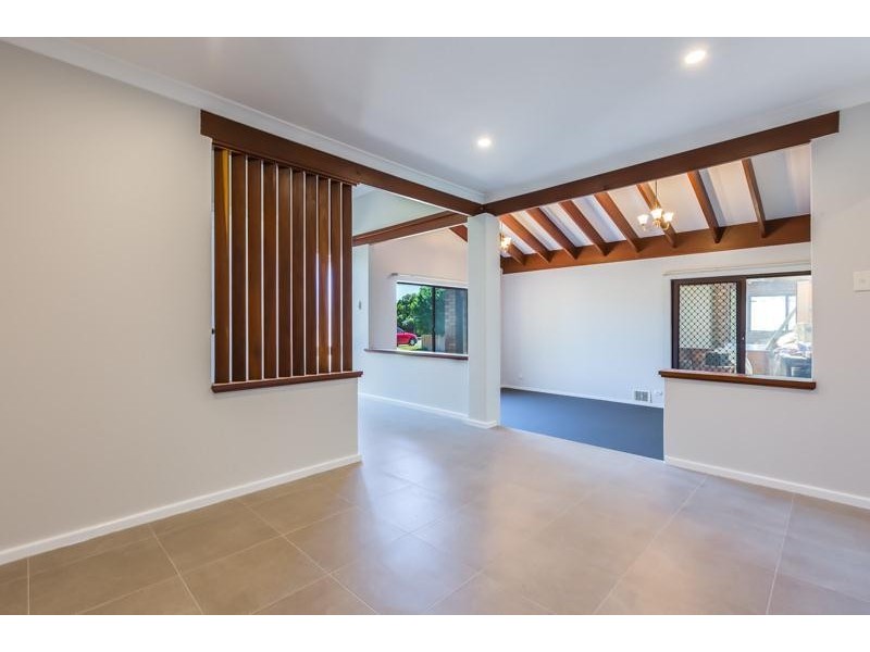 60 Gracechurch Crescent, Leeming WA 6149