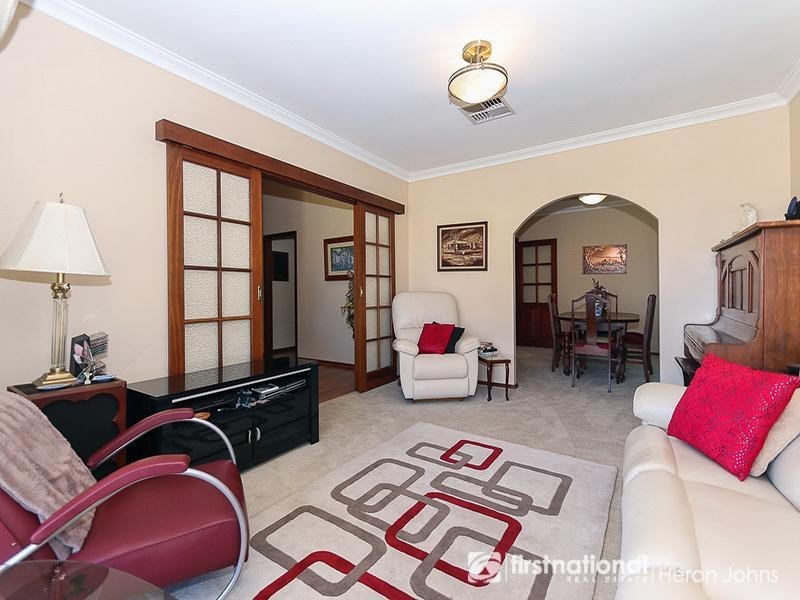 4 Farrell Rise, Bull Creek WA 6149