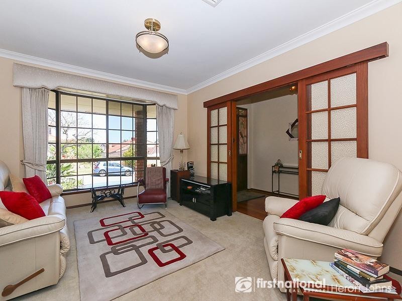 4 Farrell Rise, Bull Creek WA 6149