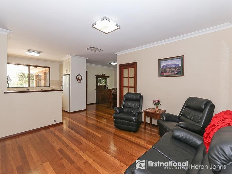 4 Farrell Rise, Bull Creek WA 6149
