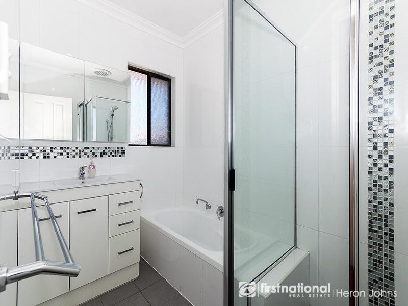 4 Farrell Rise, Bull Creek WA 6149