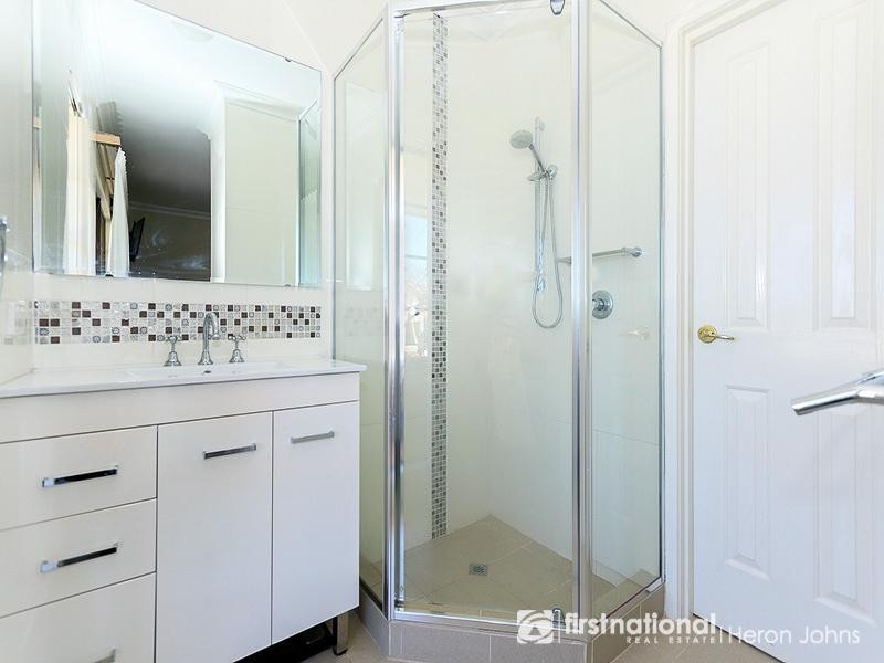 4 Farrell Rise, Bull Creek WA 6149