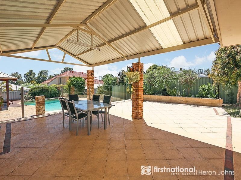 4 Farrell Rise, Bull Creek WA 6149