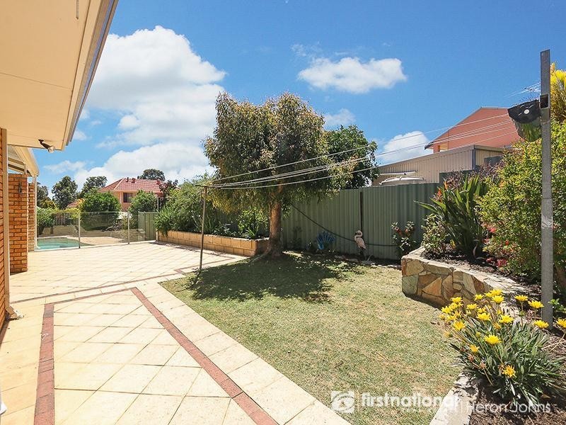 4 Farrell Rise, Bull Creek WA 6149