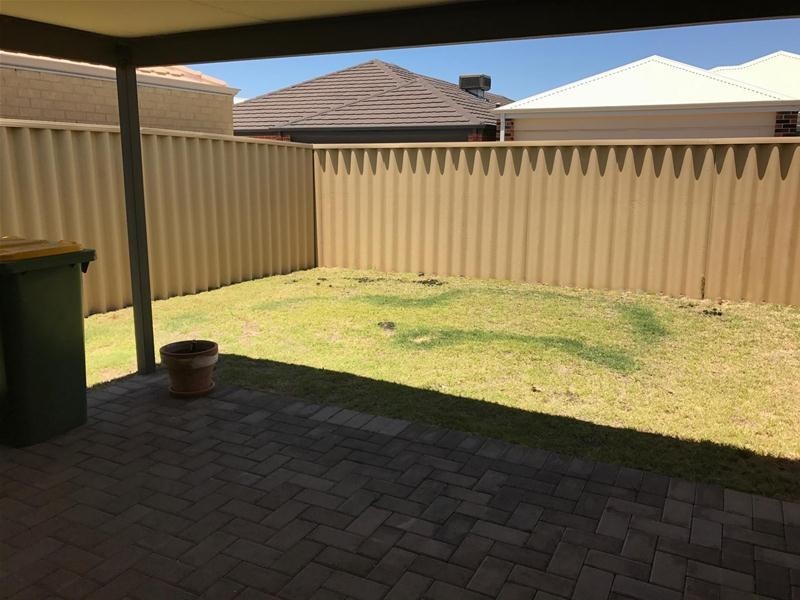 300 Wright Road, Harrisdale WA 6112