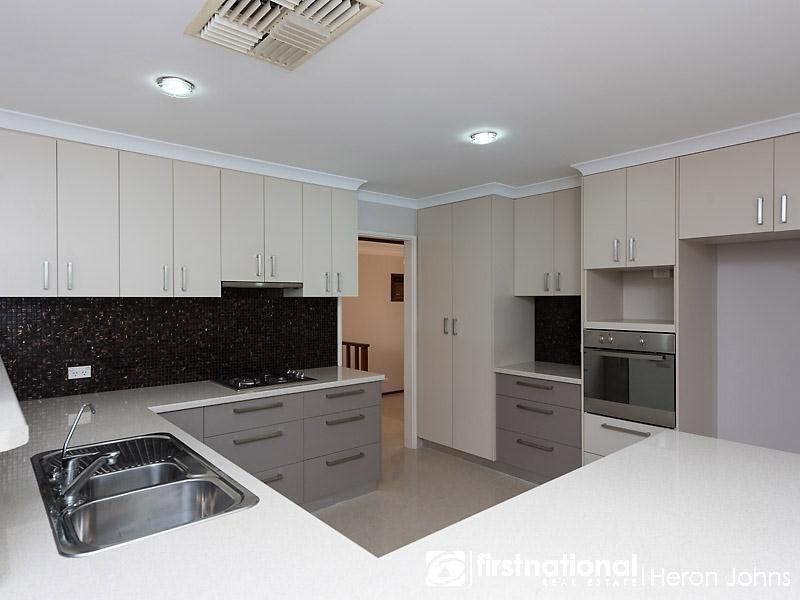 6 Mottee Road, Bateman WA 6150