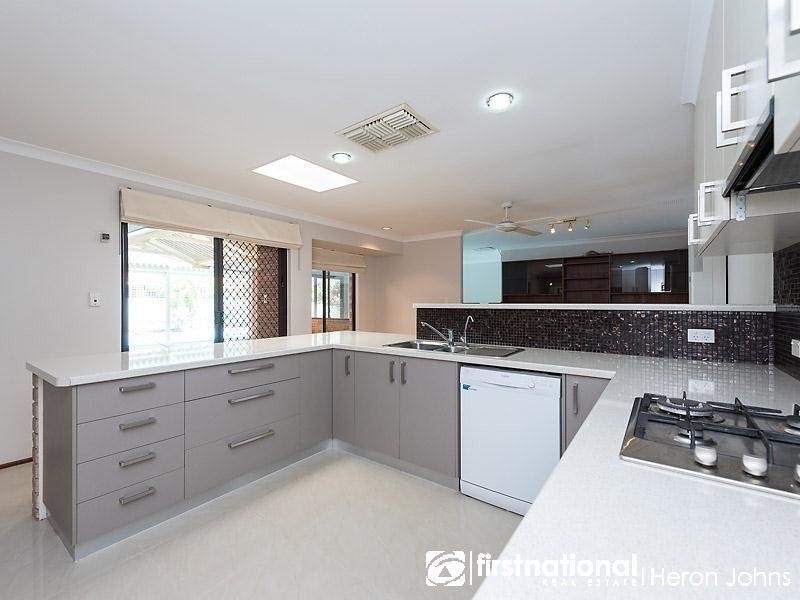 6 Mottee Road, Bateman WA 6150