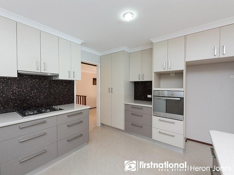 6 Mottee Road, Bateman WA 6150