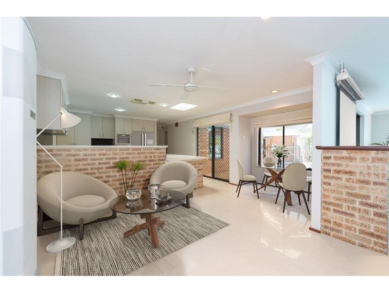 6 Mottee Road, Bateman WA 6150