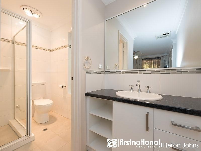 6 Mottee Road, Bateman WA 6150