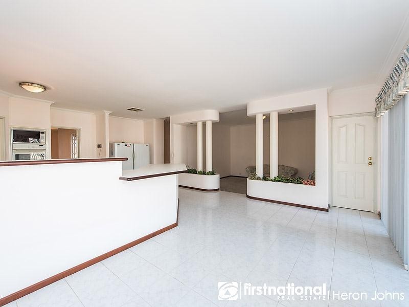 3 Carpenter Rise, Bull Creek WA 6149