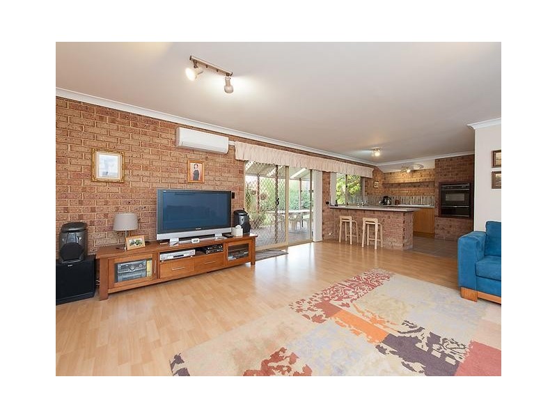 25 Ramsdale Loop, Leeming WA 6149