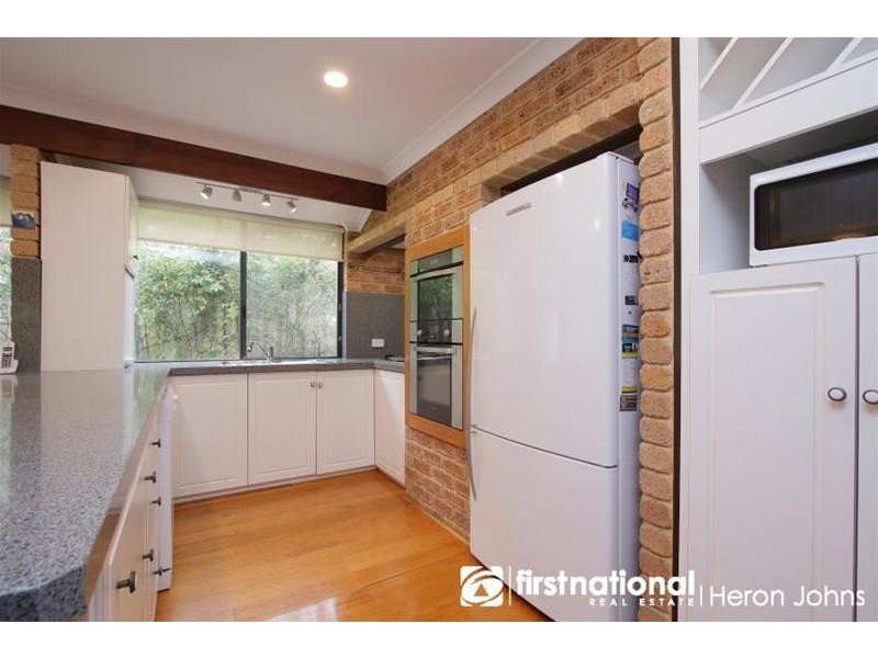 31 Harrington Crescent, Leeming WA 6149