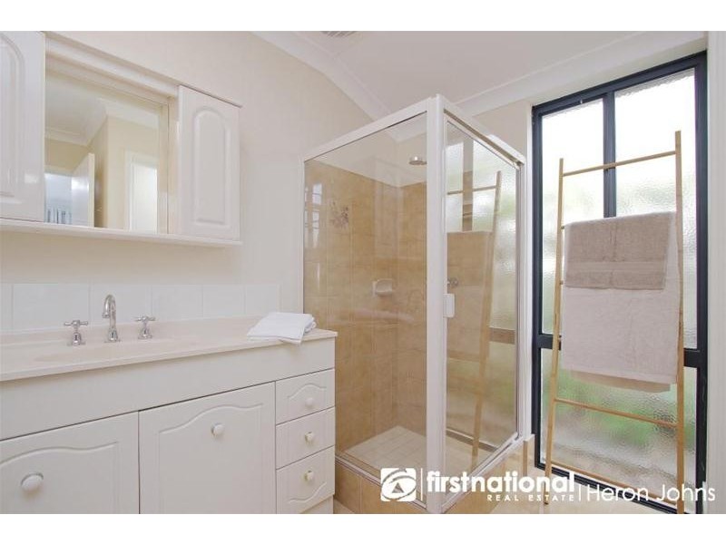 31 Harrington Crescent, Leeming WA 6149