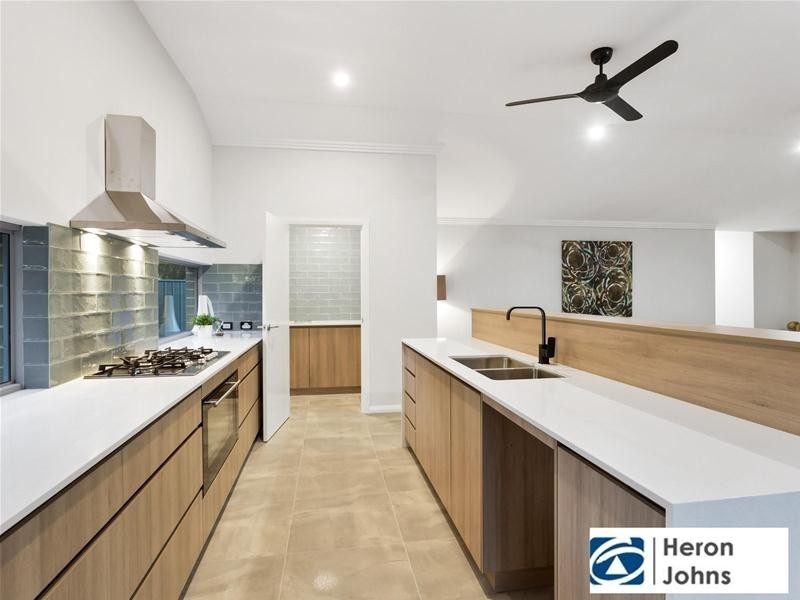 4 Lefroy Road, Bull Creek WA 6149