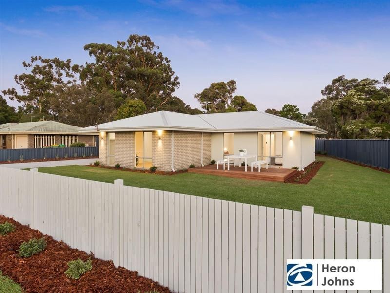 4 Lefroy Road, Bull Creek WA 6149