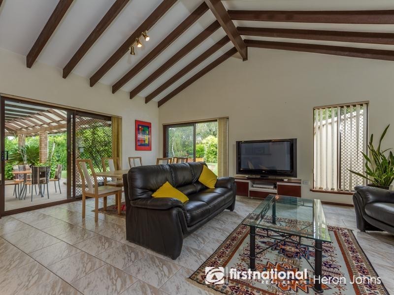 25 Hartung Way, Bull Creek WA 6149