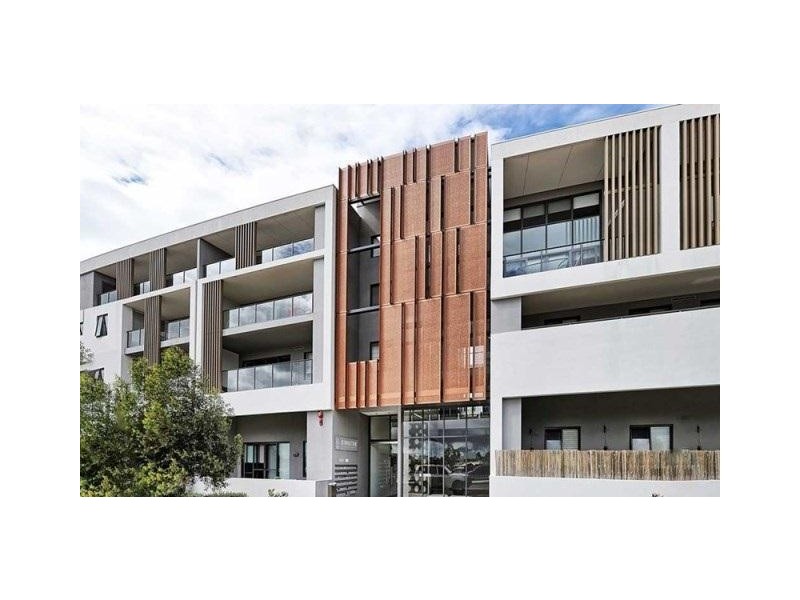 82/16 Midgegooroo Avenue, Cockburn Central WA 6164