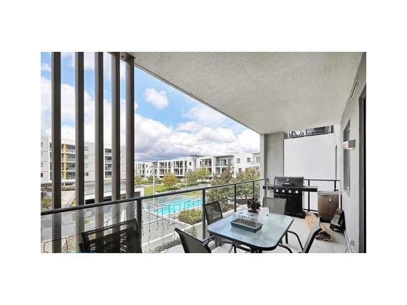 82/16 Midgegooroo Avenue, Cockburn Central WA 6164