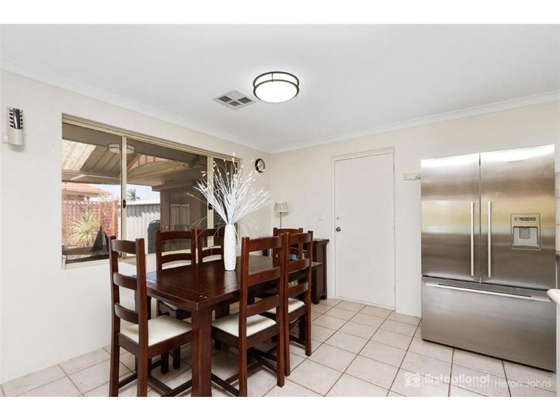 30 Heatherlea Parkway, Leeming WA 6149