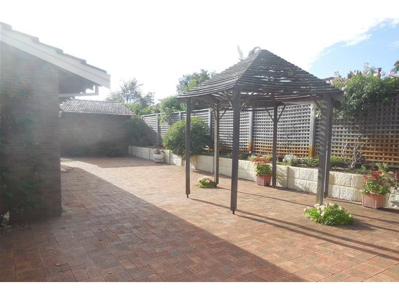 12 Norfolk Court, Bateman WA 6150