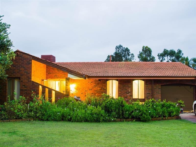 54 Wheatley Drive, Bull Creek WA 6149