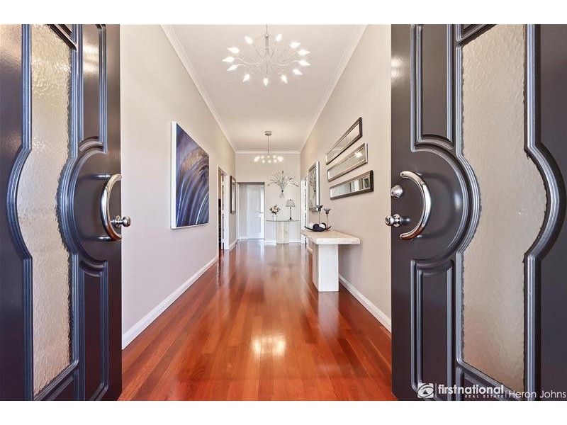 4 Bowler Place, Bull Creek WA 6149