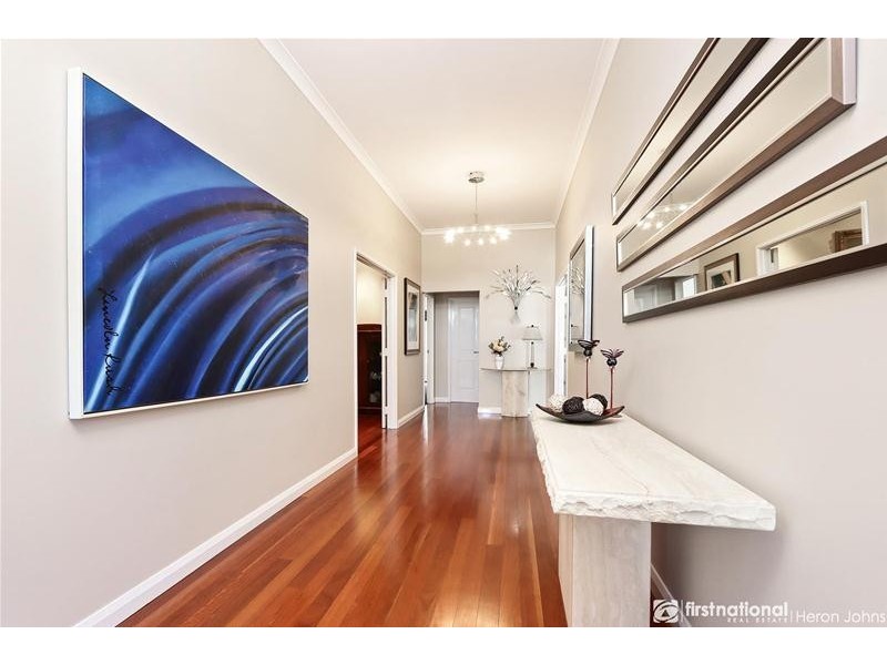 4 Bowler Place, Bull Creek WA 6149