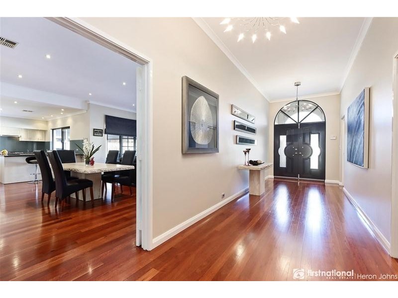 4 Bowler Place, Bull Creek WA 6149