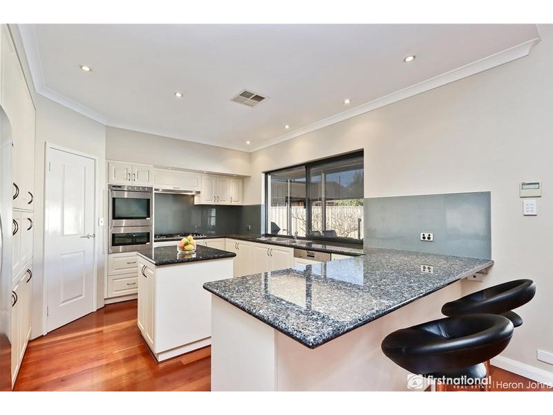 4 Bowler Place, Bull Creek WA 6149