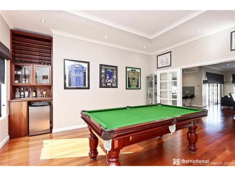 4 Bowler Place, Bull Creek WA 6149