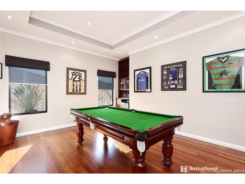 4 Bowler Place, Bull Creek WA 6149