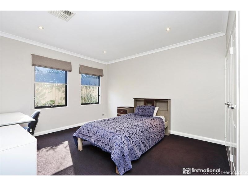 4 Bowler Place, Bull Creek WA 6149