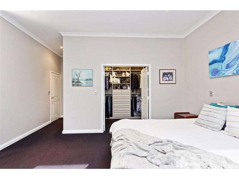 4 Bowler Place, Bull Creek WA 6149