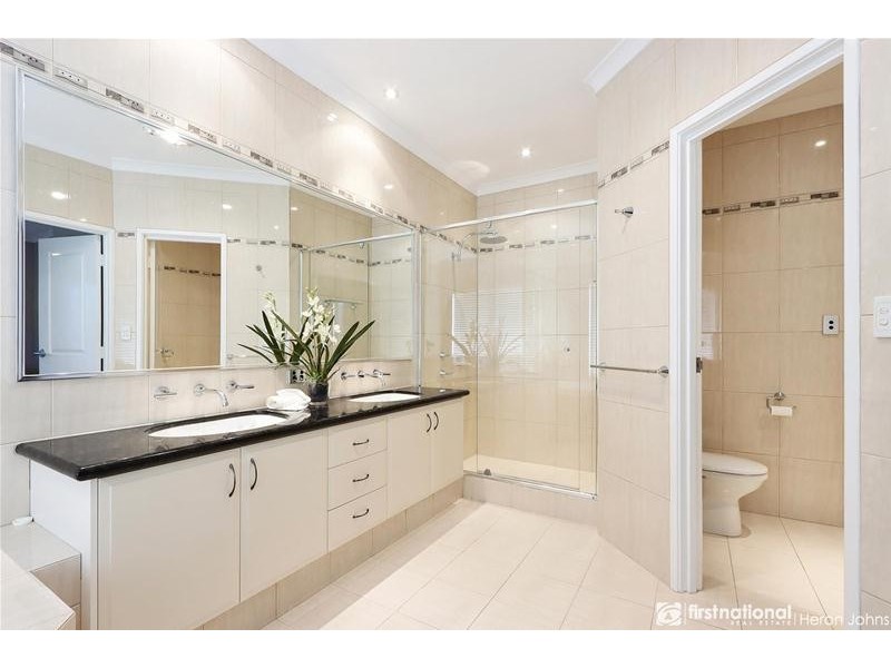 4 Bowler Place, Bull Creek WA 6149