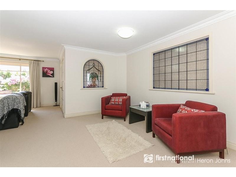 17 Wildwood Heights, Leeming WA 6149