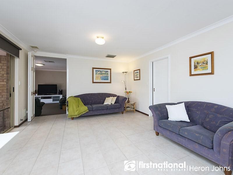 10 Sentinel Gardens, Leeming WA 6149