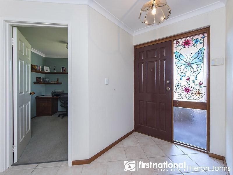 10 Sentinel Gardens, Leeming WA 6149