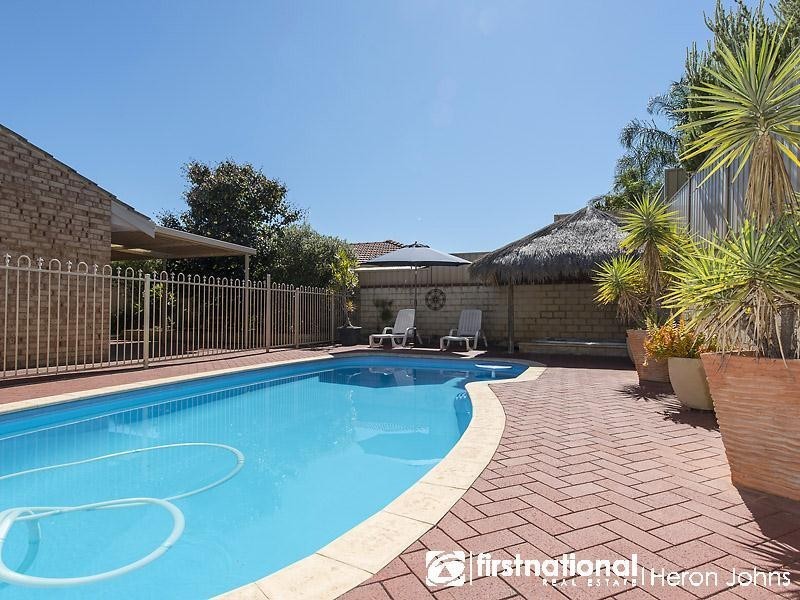 10 Sentinel Gardens, Leeming WA 6149