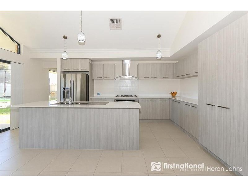 1 Sanctity Link, Aubin Grove WA 6164
