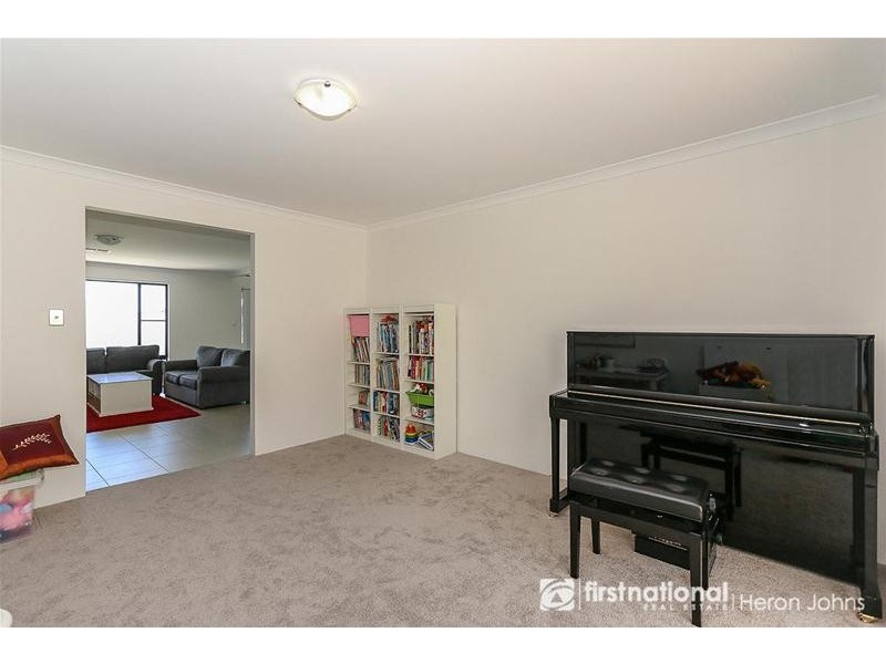 1 Sanctity Link, Aubin Grove WA 6164