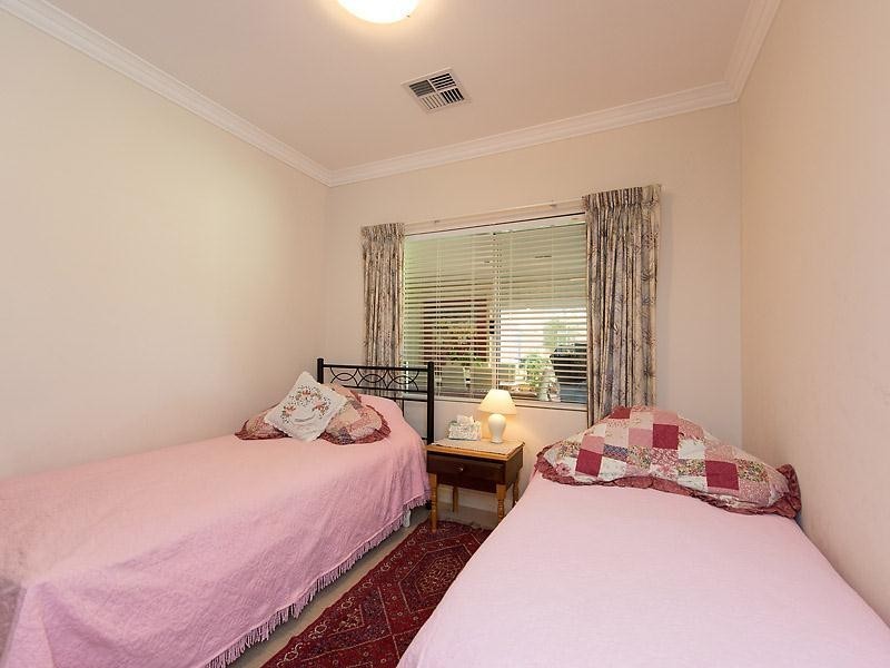 7 Mossman Crescent, Bull Creek WA 6149