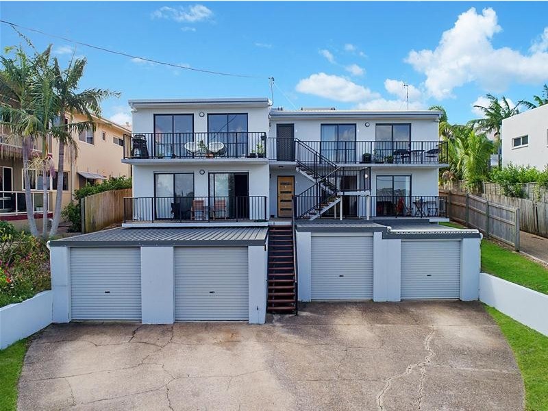 2/14 Kalinda Avenue, Mooloolaba QLD 4557