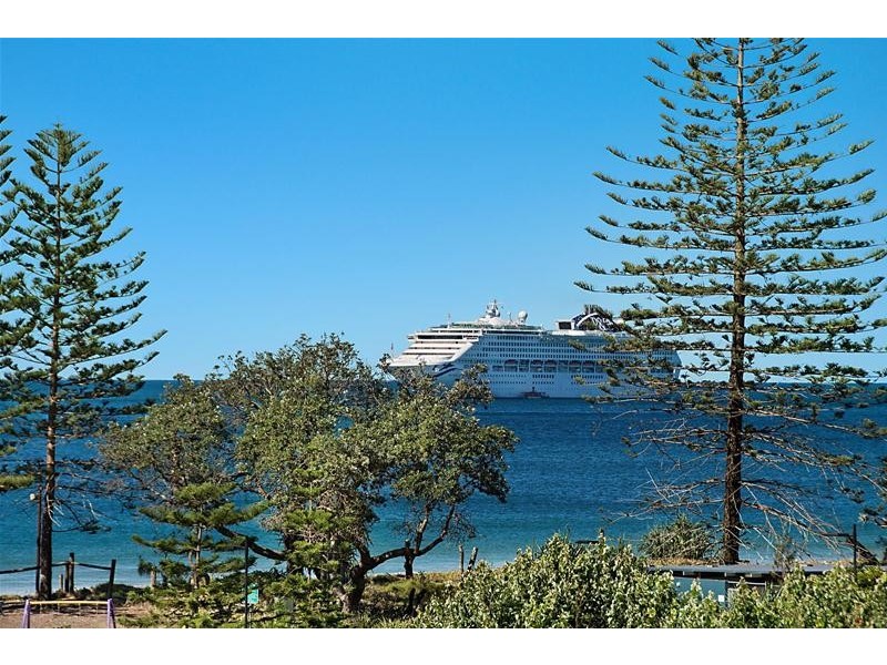 441/180 Alexandra Parade, Alexandra Headland QLD 4572