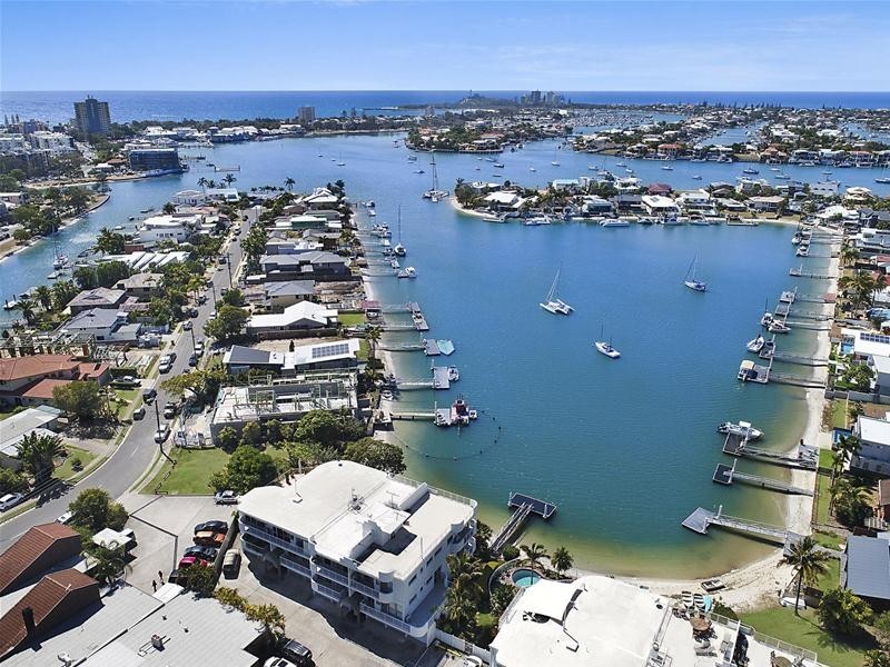 1/123 Brisbane Road, Mooloolaba QLD 4557