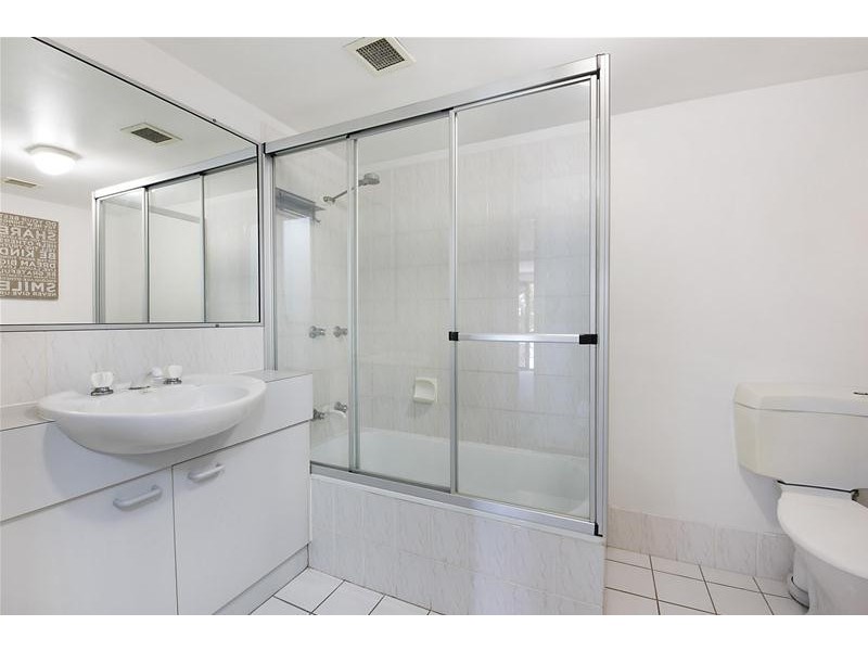 1/123 Brisbane Road, Mooloolaba QLD 4557