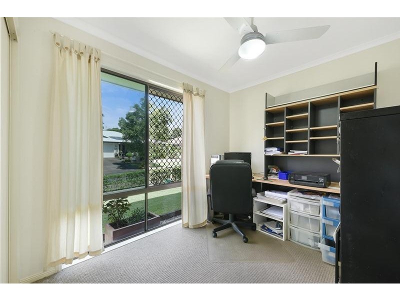 6 Crows Ash Place, Kuluin QLD 4558