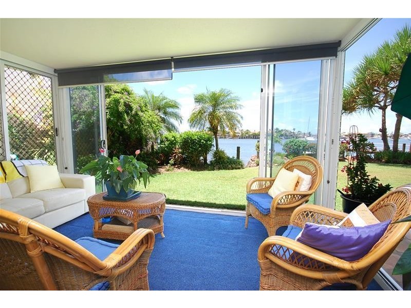 1/55 River Esplanade, Mooloolaba QLD 4557